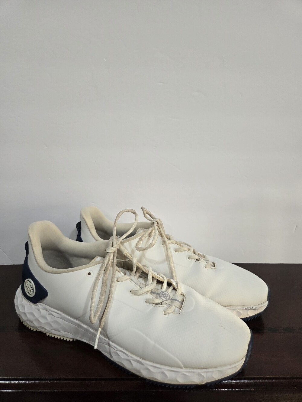 G/FORE Men's White and Navy Low-Profile Golf Sneakers Sz.11.5